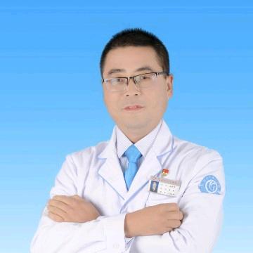 骨科医生赵新峰