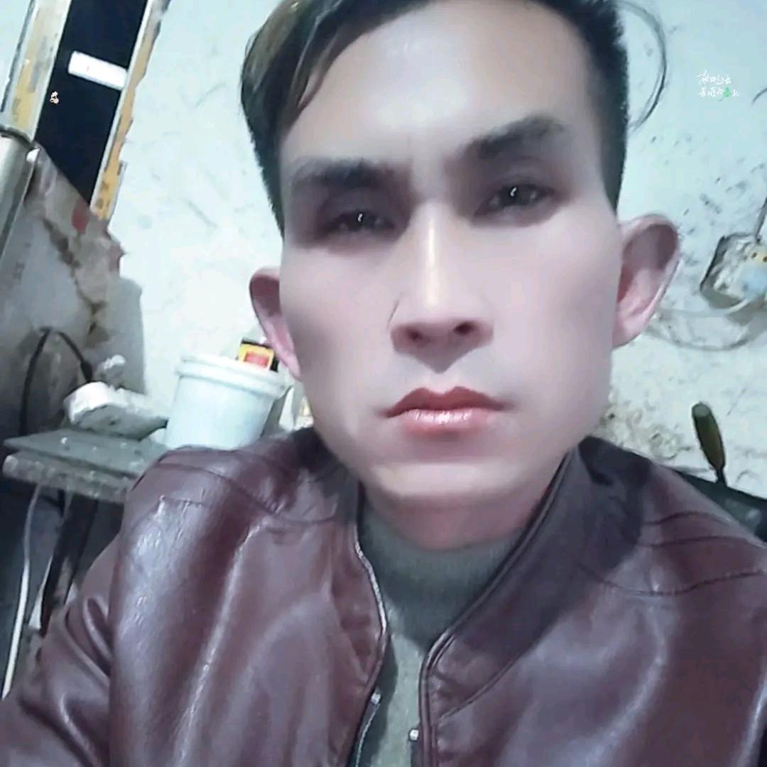 单身的我找一个单身的你，👬👬