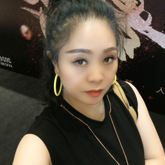 简爱一黛维依美业综合体