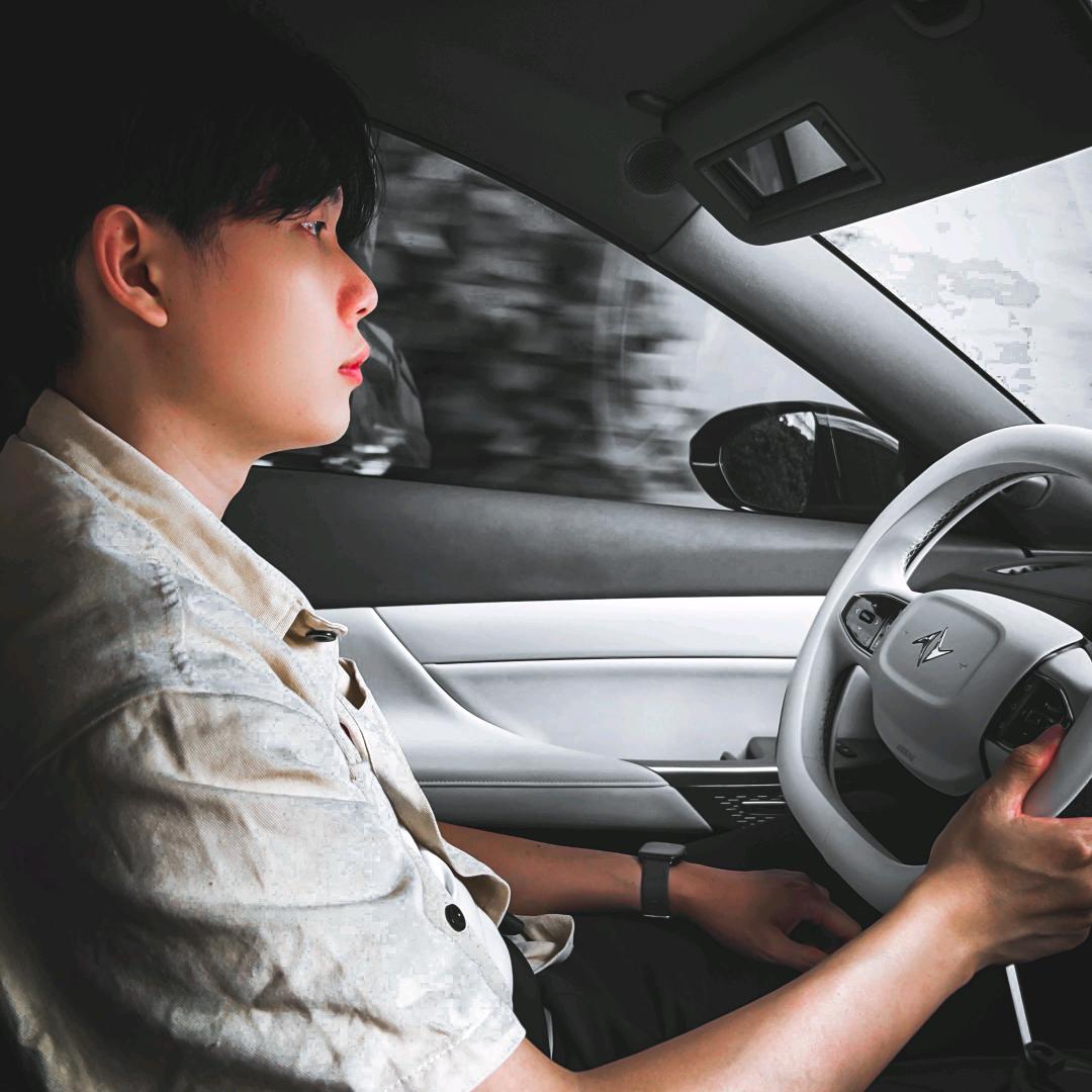 闪闪亮金金丨奕派007