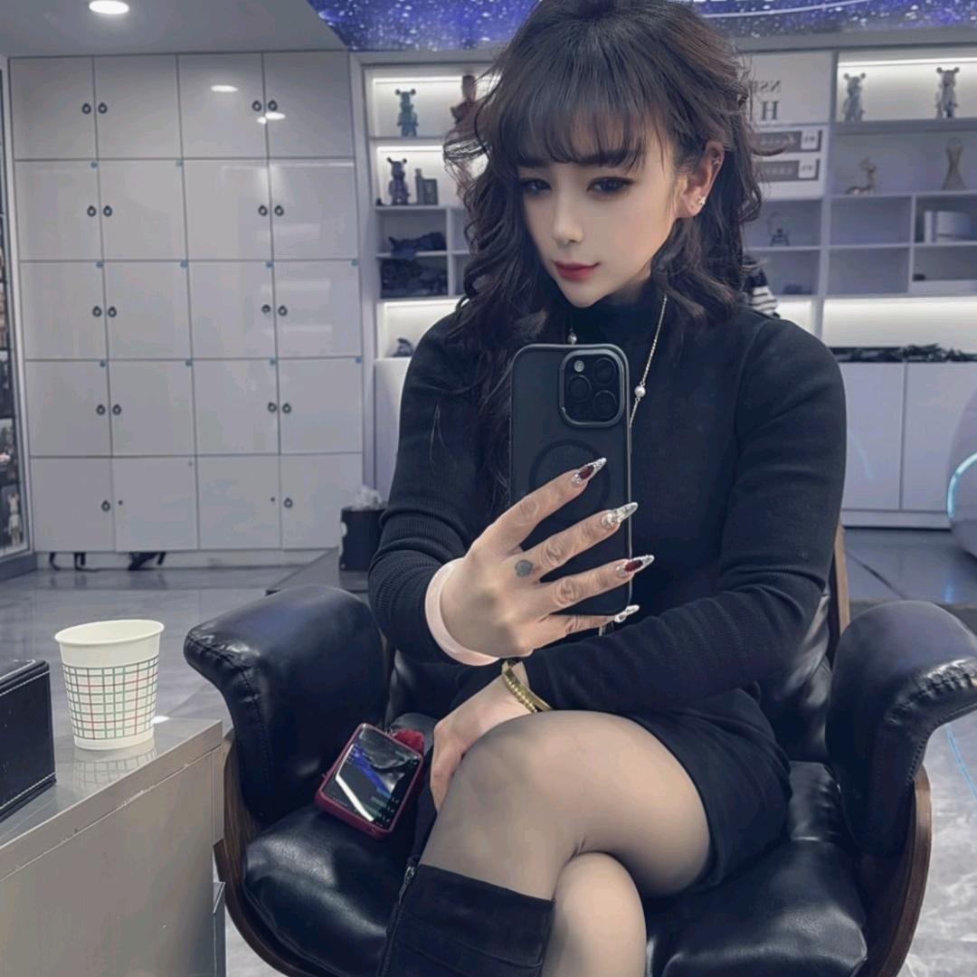 天生反骨小娟宝