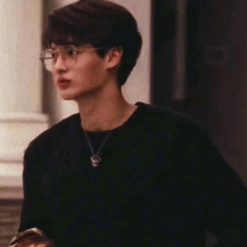 李七七@