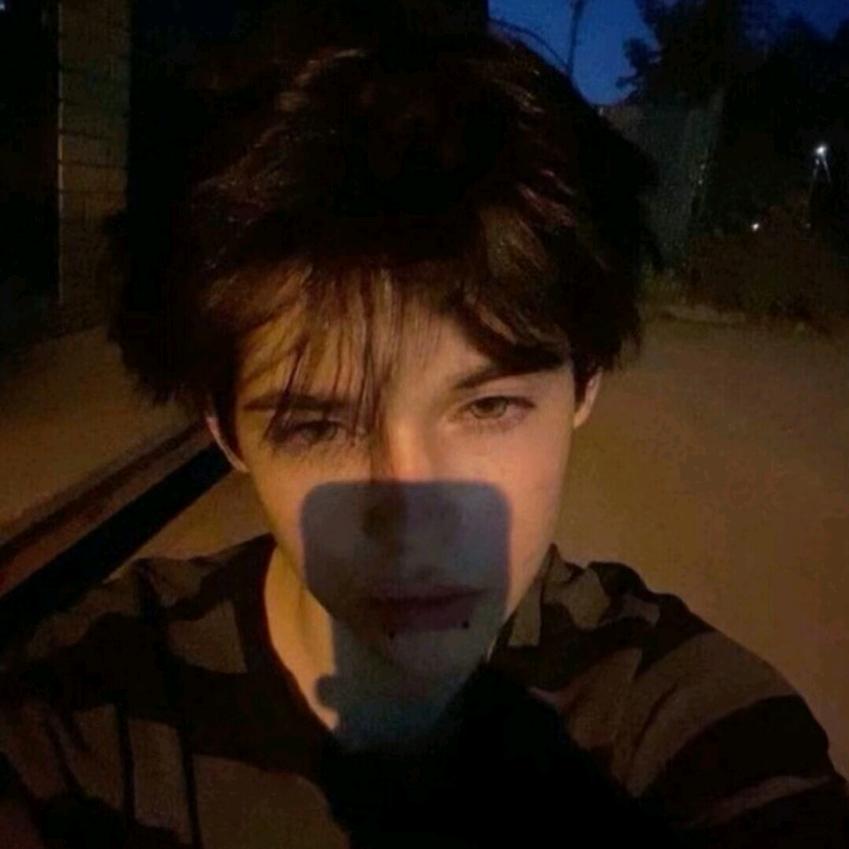 玫瑰寄予海ㅤㅤㅤ