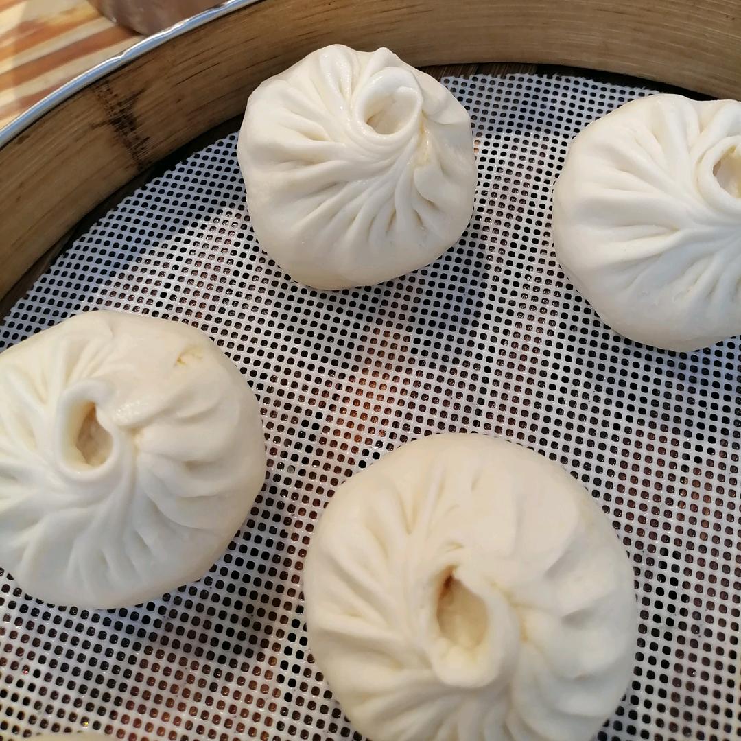 一个轱辘不转两个轱辘转