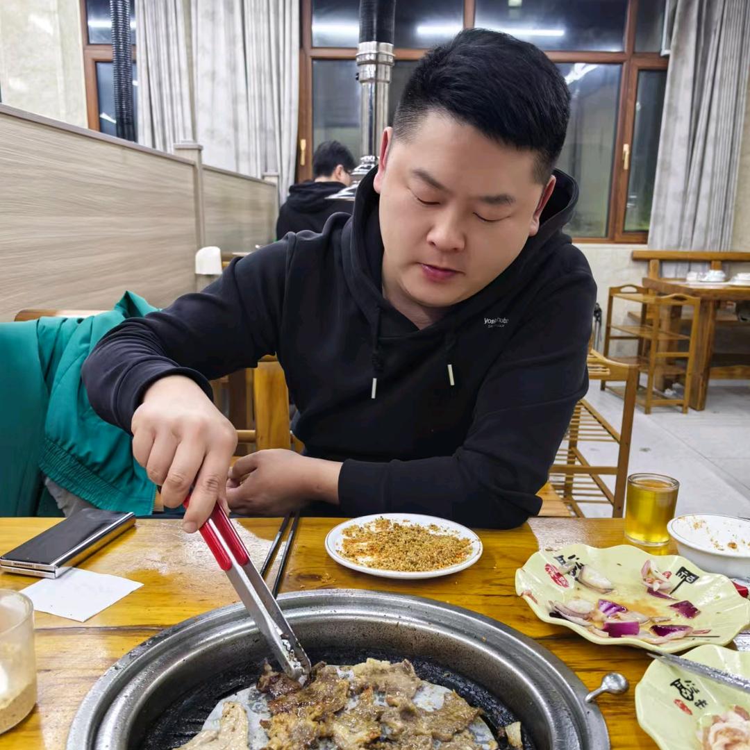 乐亿李