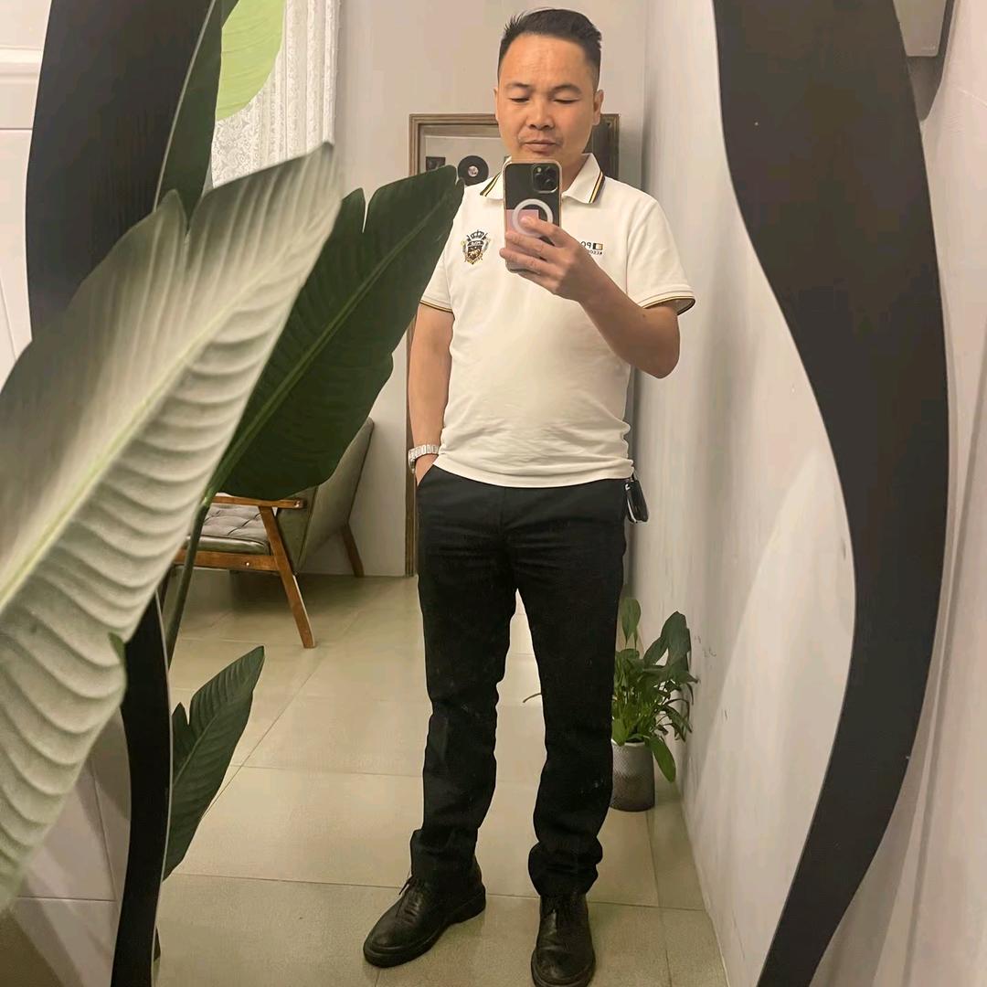 怀集和顺名车蔡立坤