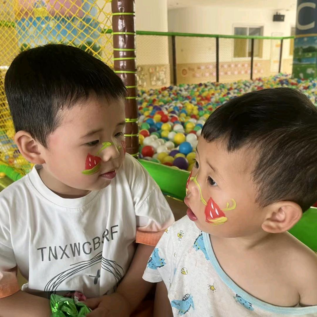 ibabe Duck芽宝小黄鸭善品专卖店