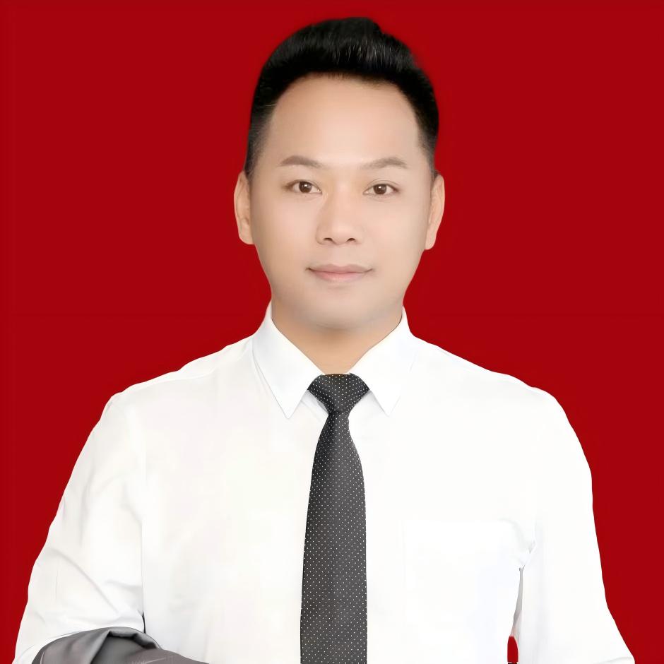 吕诗导演