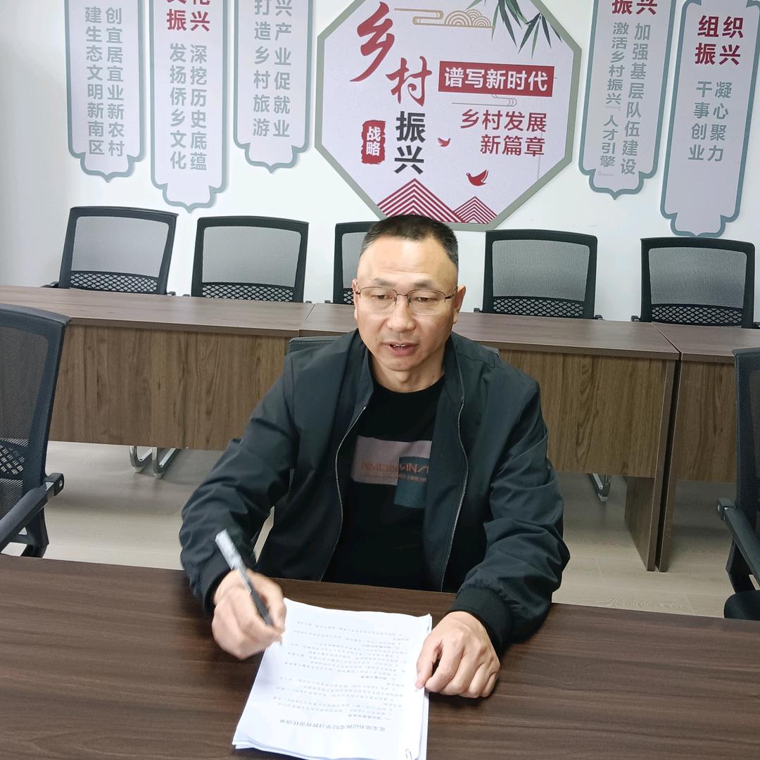 晓阳老师.