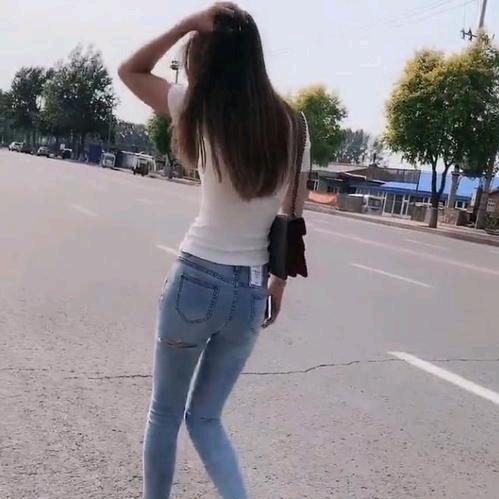 张璐