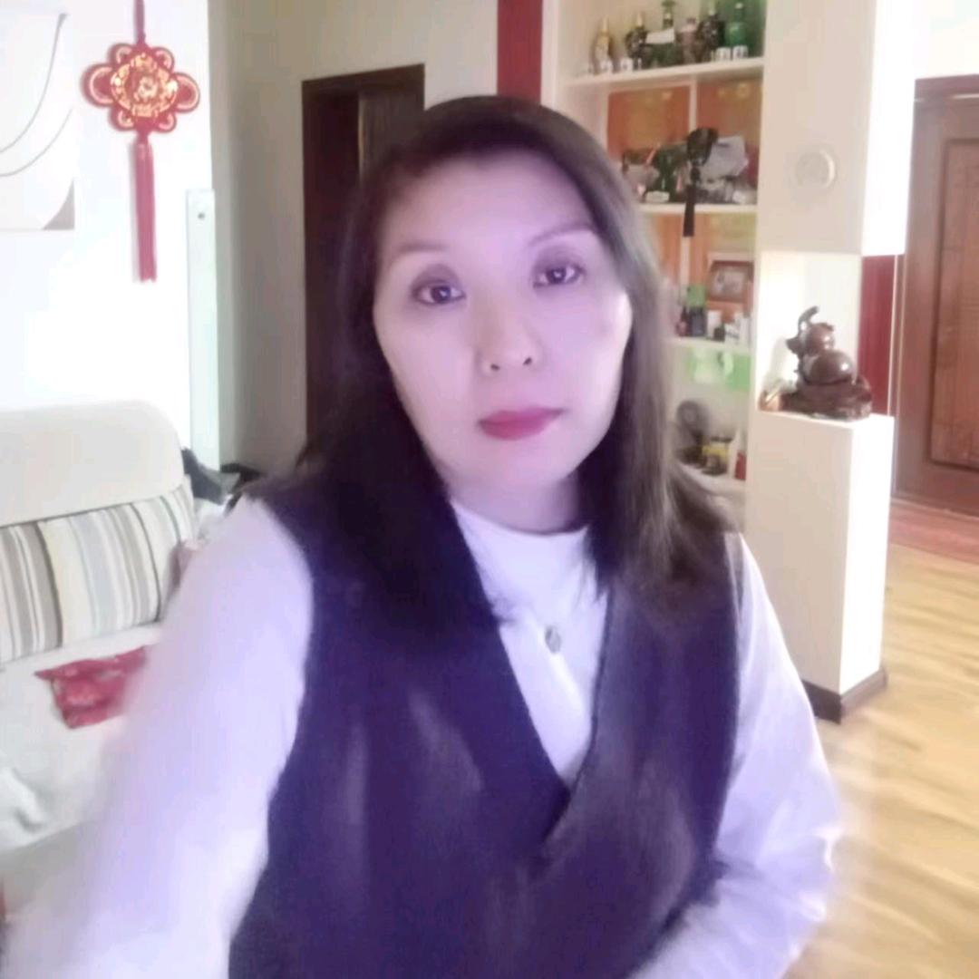 我是闫姐（来抖音创业，每晚8点10分直播