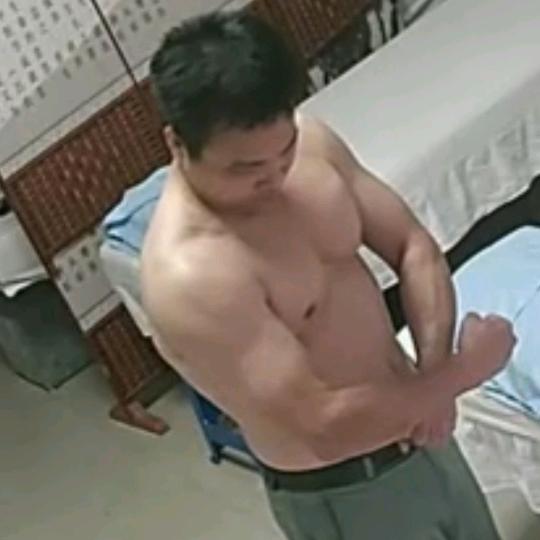 肖--岳哥