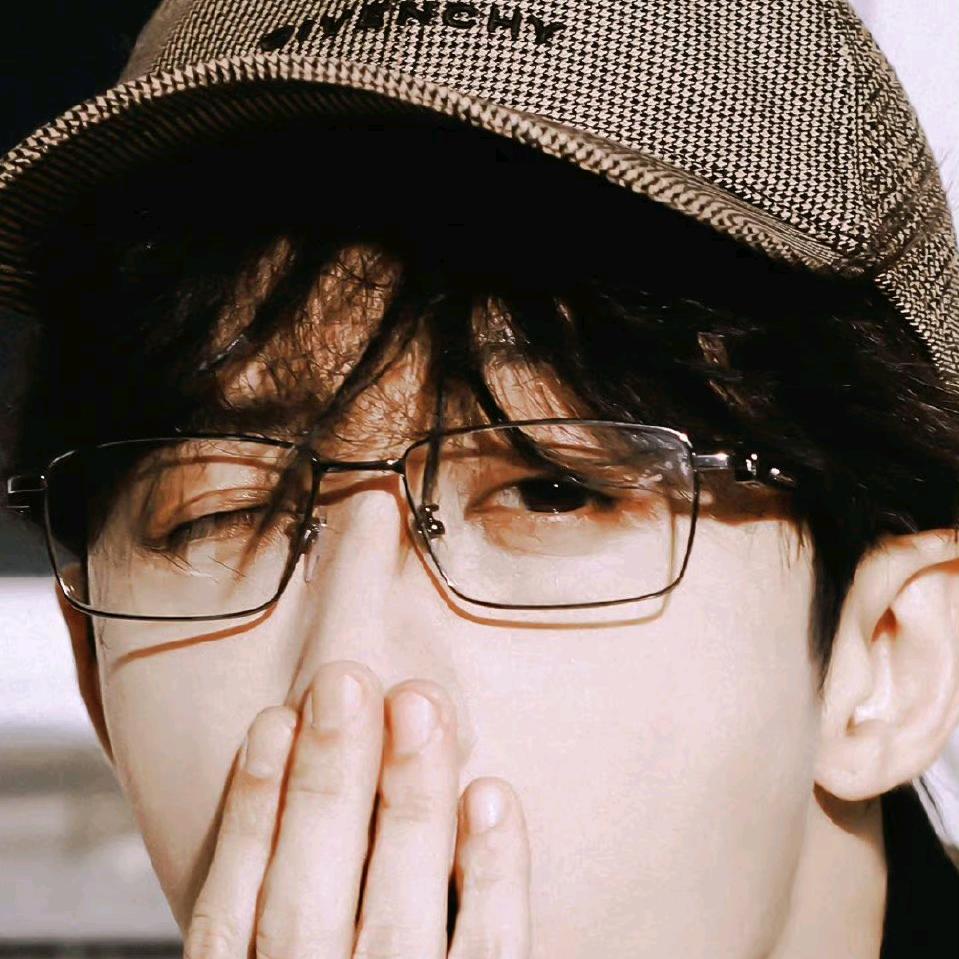 爱吃肉肉的肉肉酱