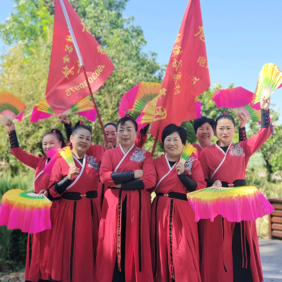 龙之队鼓舞团