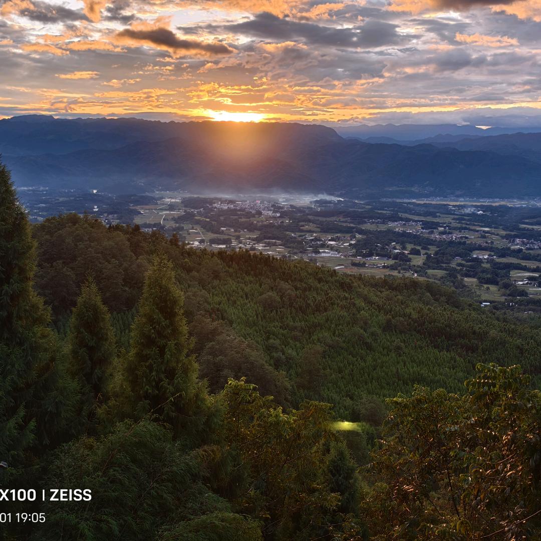 靠山人家