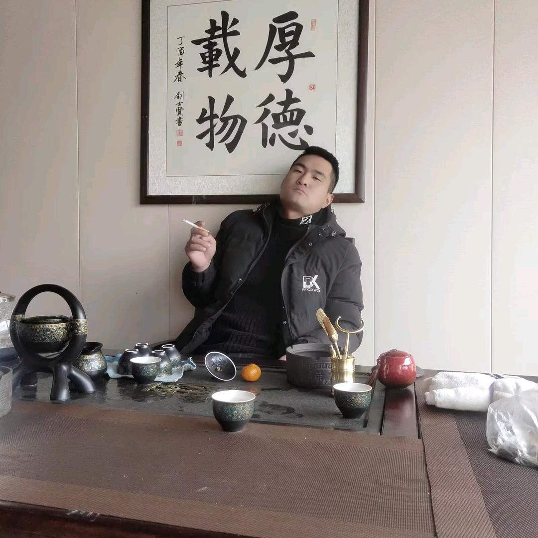 🚬奔跑的蜗牛🐌