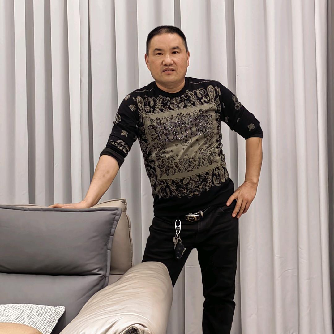 黄长斌