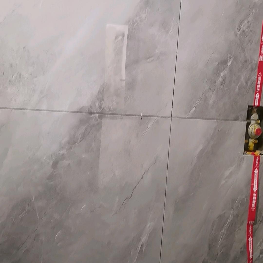 霍师傅专业贴砖