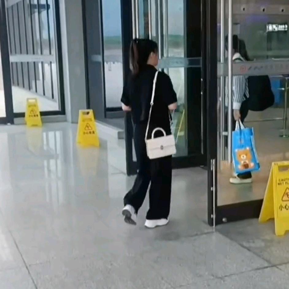 胡艳儿