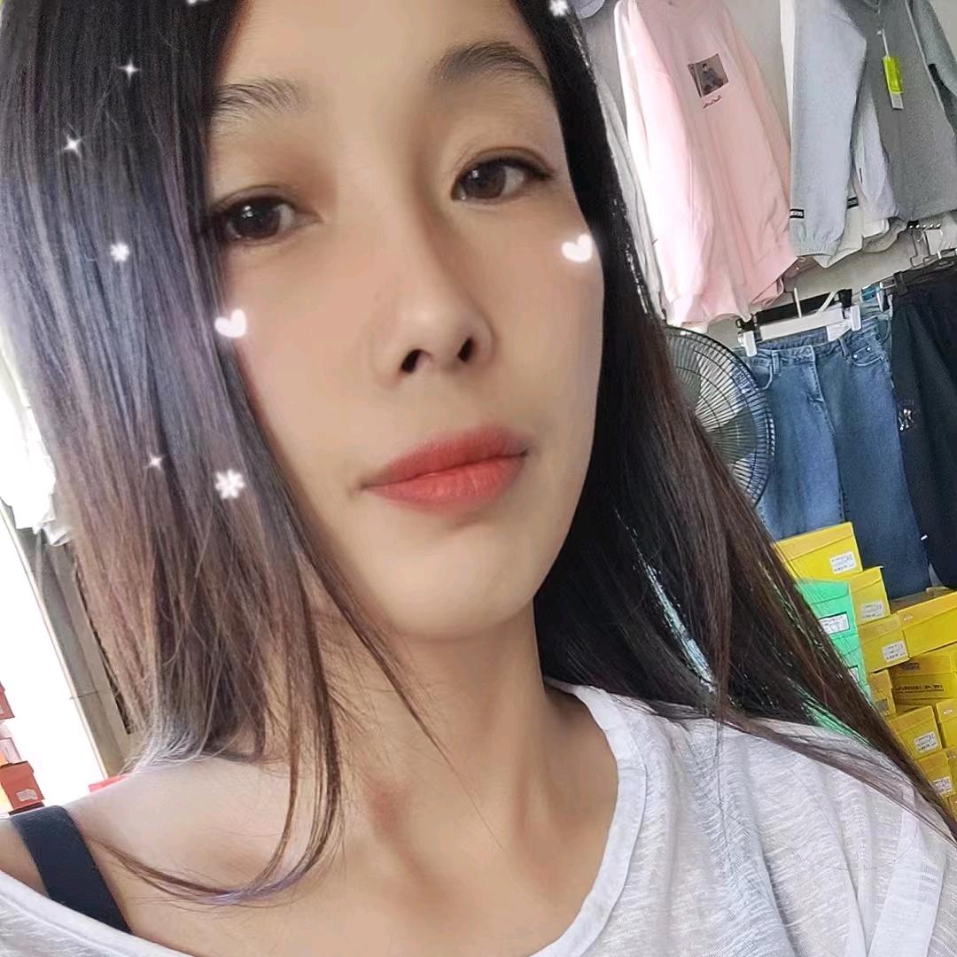迁安铸鑫服装店