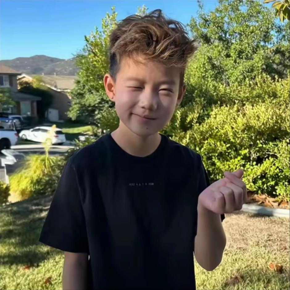 喜洋洋cos美羊羊勾引沸羊羊