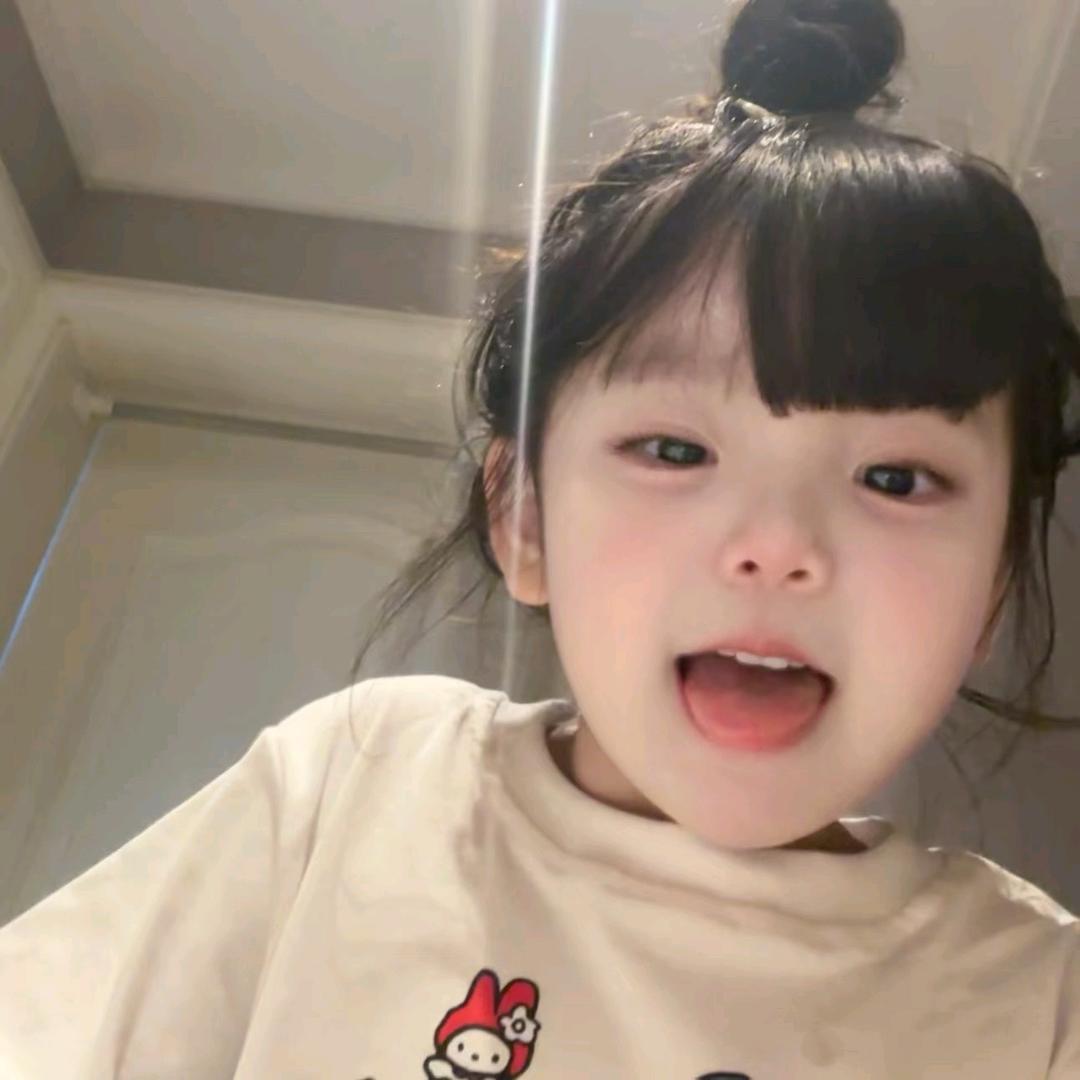 🧡 ʟ̆̈ᴜ̆̈ᴄ̆̈ᴋ̆̈ʏ̆̈~