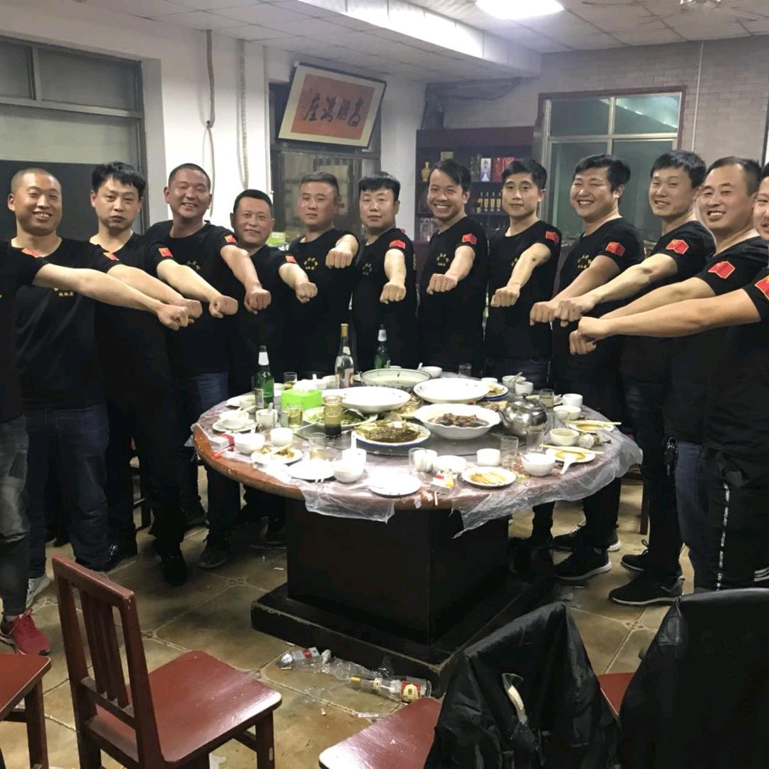 一品鼎盛练歌城