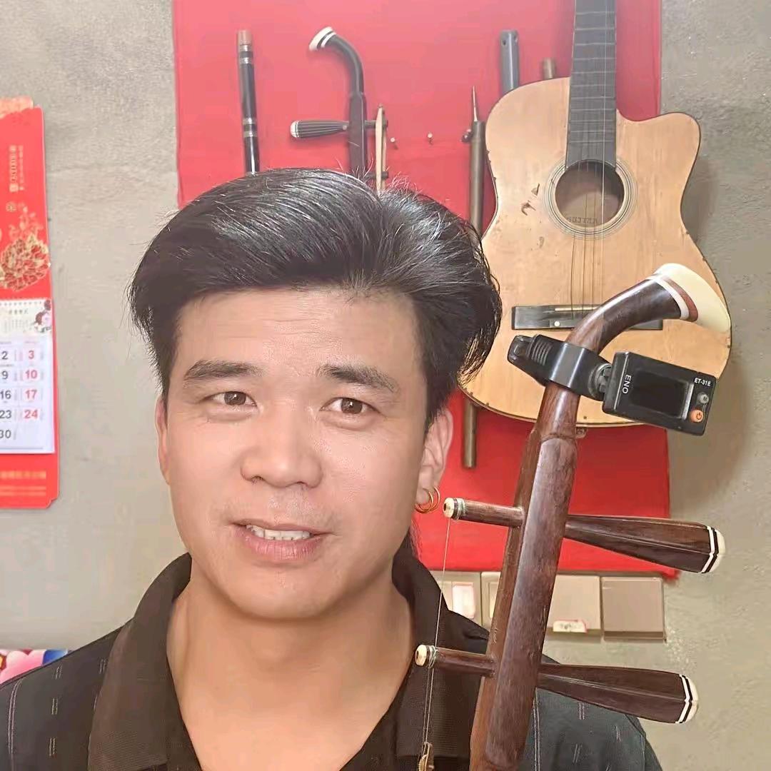 辫子哥（名字被抢版）@抖音