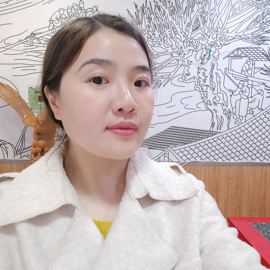 大湖美蛙鱼火锅罗小妹