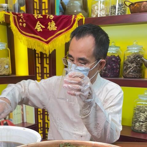 梁氏堂中草店