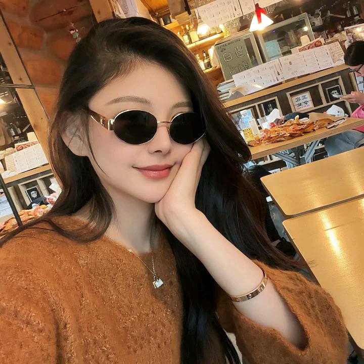 楚楚君定制~时尚穿搭