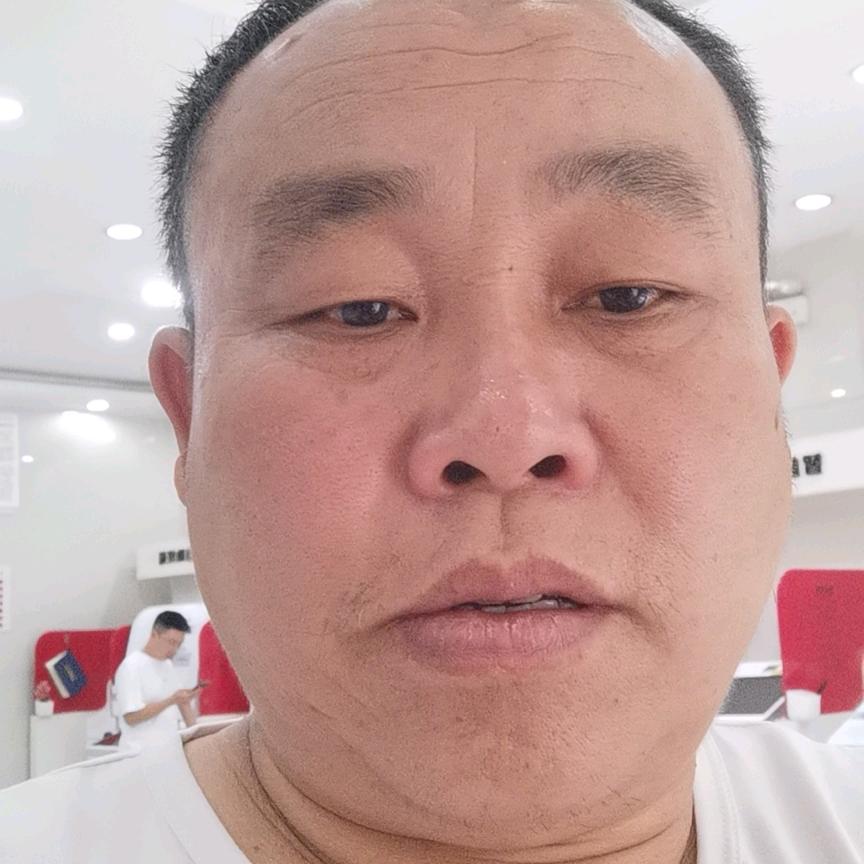 希望老天爷保佑我天天财源广进，全家幸福