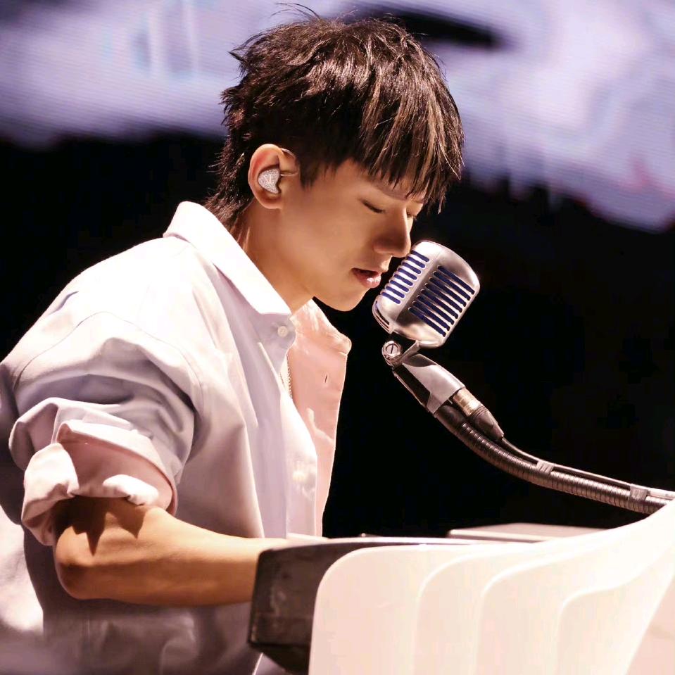 嘿嘿，抓住你了