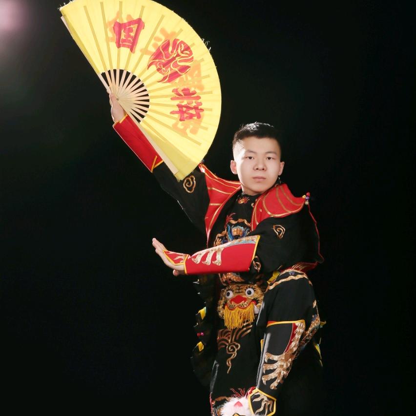 西蜀宏伟