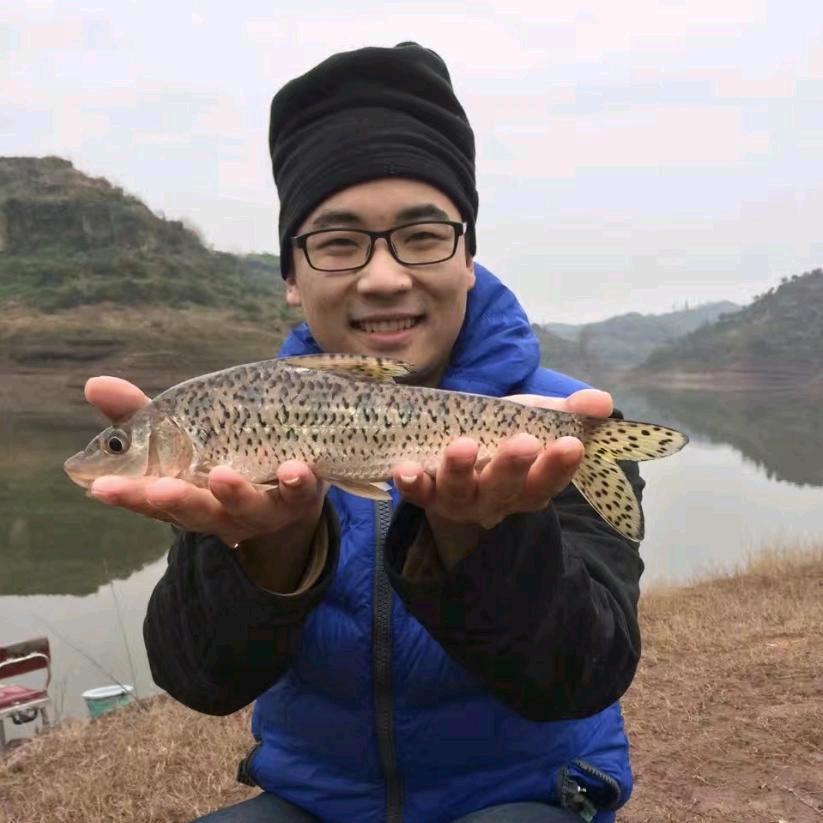 小帅钓鱼（百支漂测试中…）