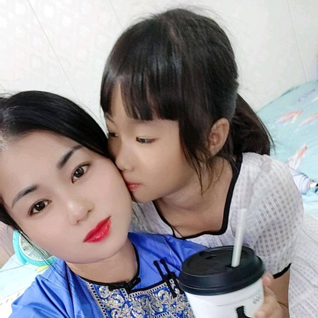 小 利 ོ࿐ 《单亲妈妈》