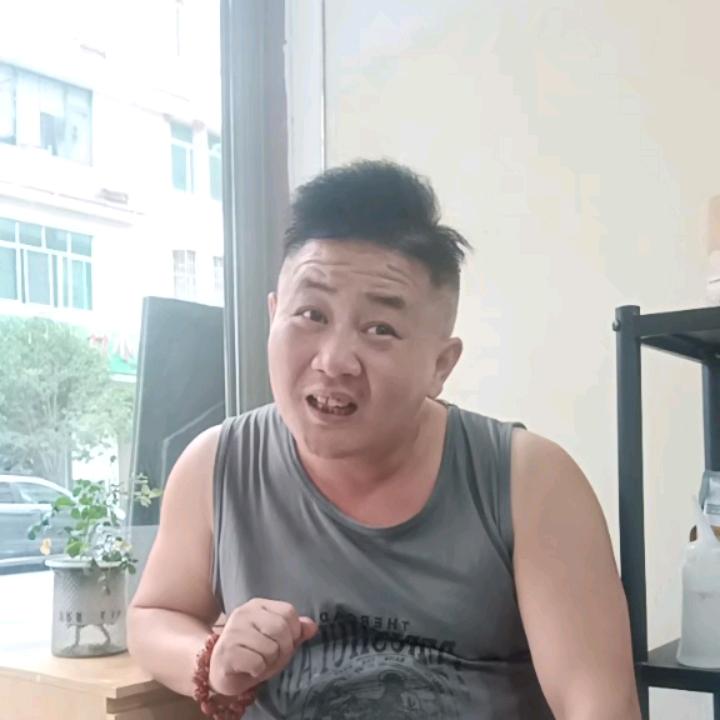 龙哥