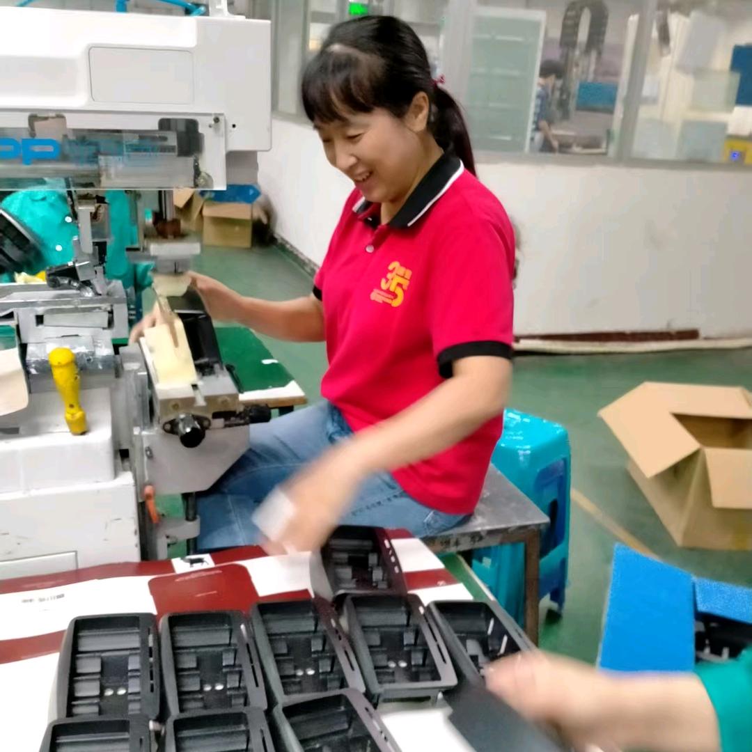 年年十八貌美如花。