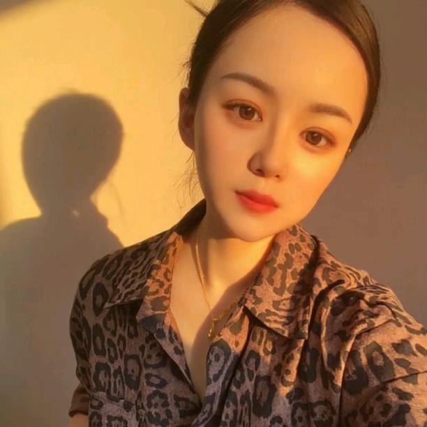 江老板(海轮后道专业锁眼订扣整烫包装）