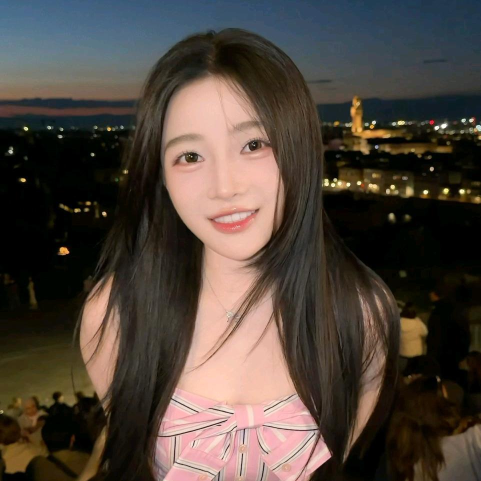 偏爱•小小⁰⁷⁰⁶✨