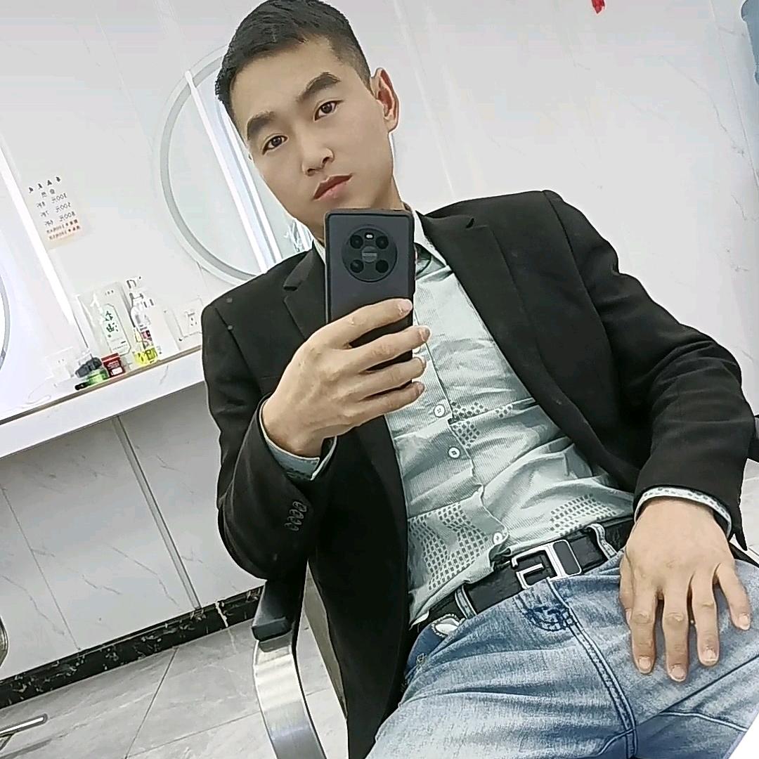 一见你就笑
