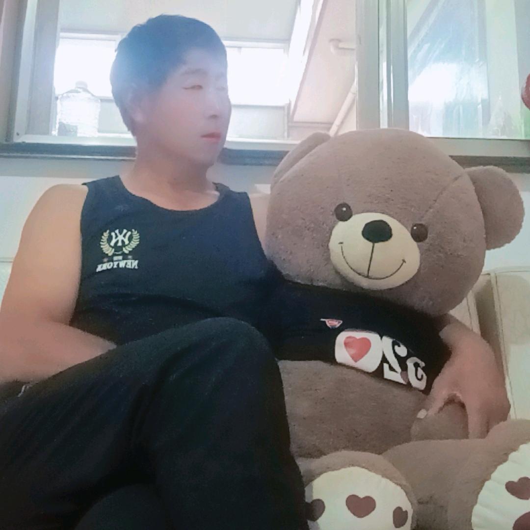 卖水泥的开心小哥