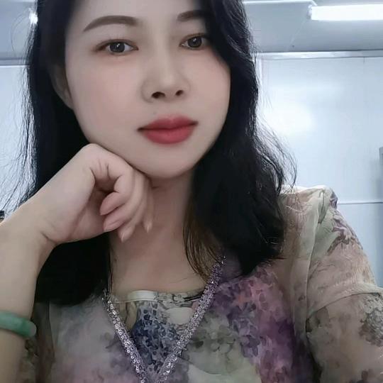 带刺的玫瑰