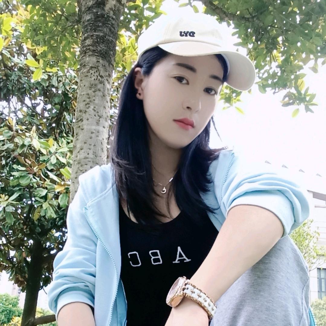 ♛黑玫瑰里的白月光$