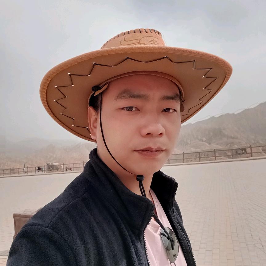 @阿      坤