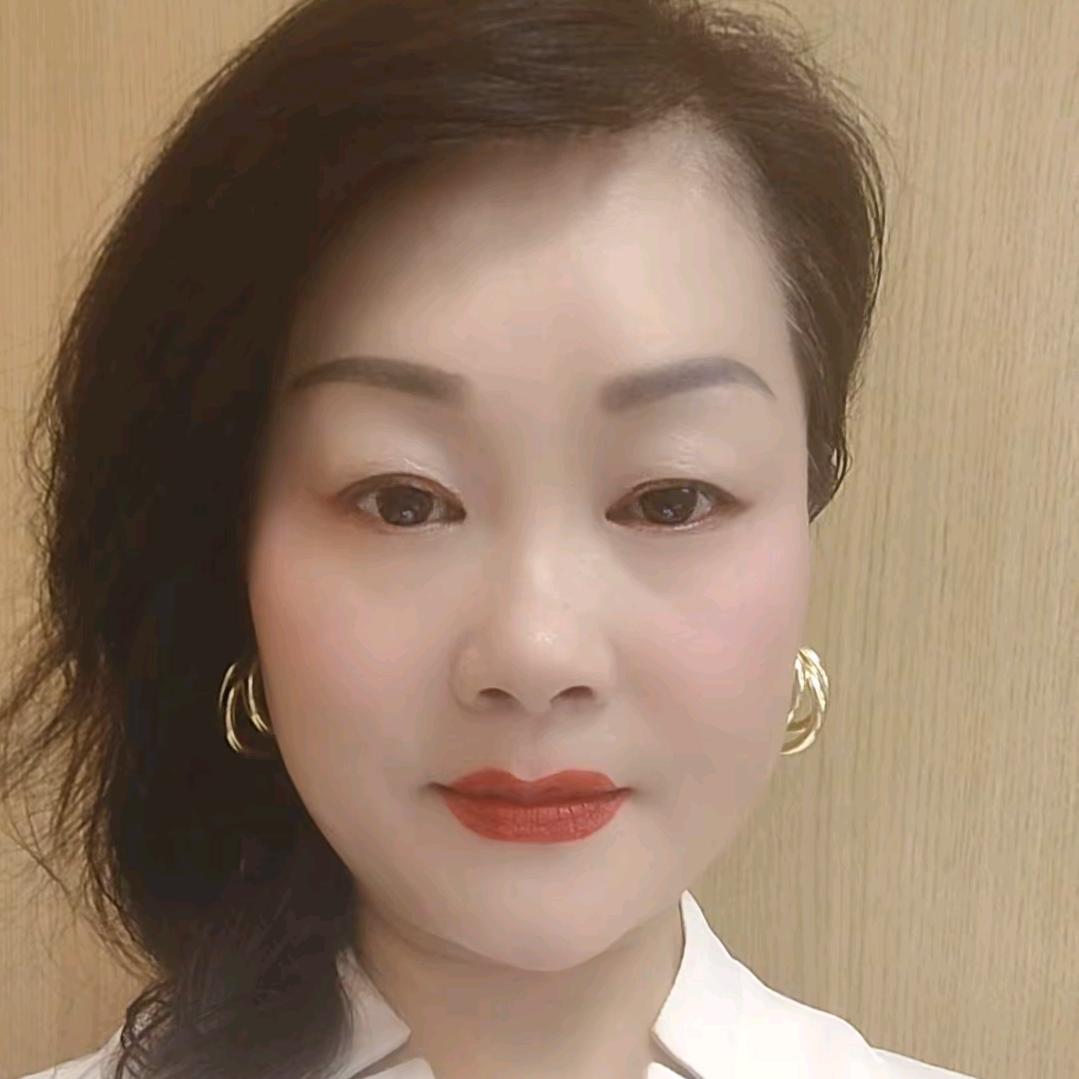 依然8899