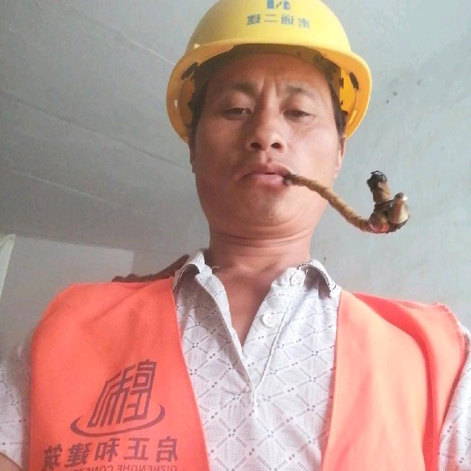 艺术残手砖成师徐大坤