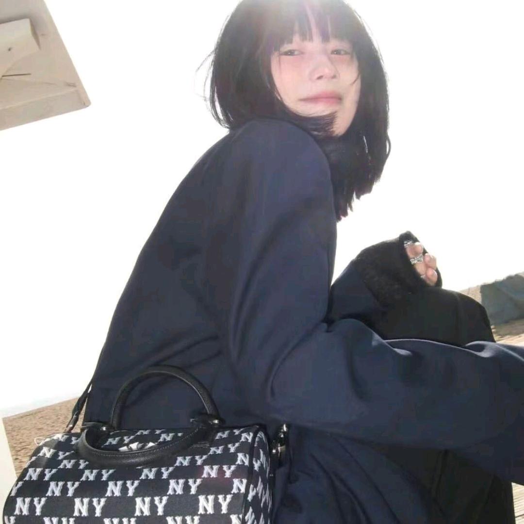777