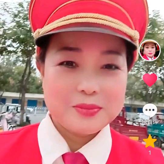 张姐大鼓花轿军乐团