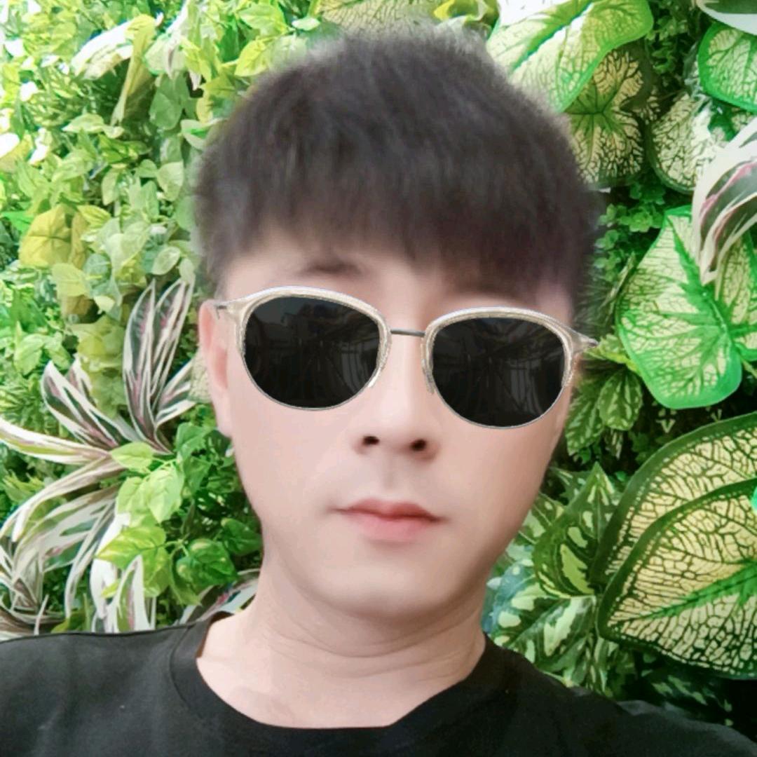 啊成，有故事的人